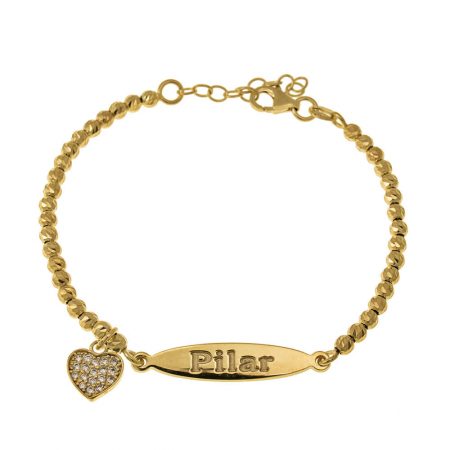 Oval Name Bead Bracelet with Inlay Heart Pendant in 18K Gold Plating