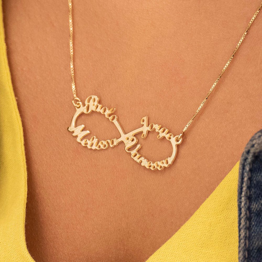 Infinity Necklace with 4 Names-1