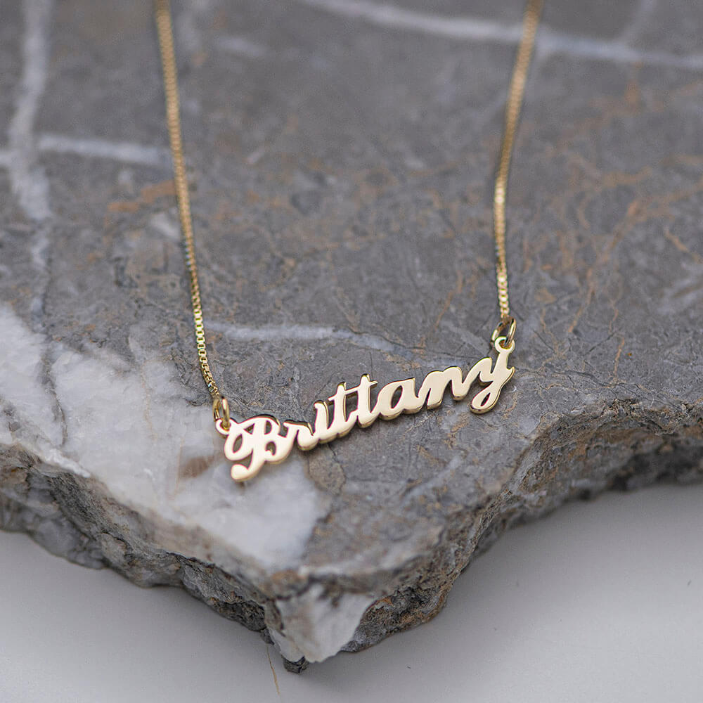 Brittany Name Necklace gold lifestyle