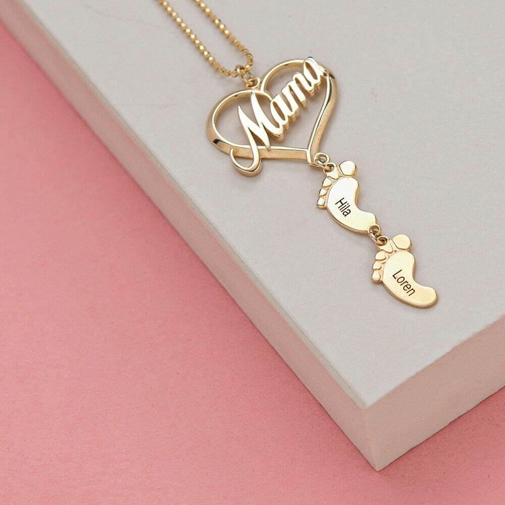 Mama Heart Necklace with engraved baby-foot charms in 18K Yellow Gold Plating,