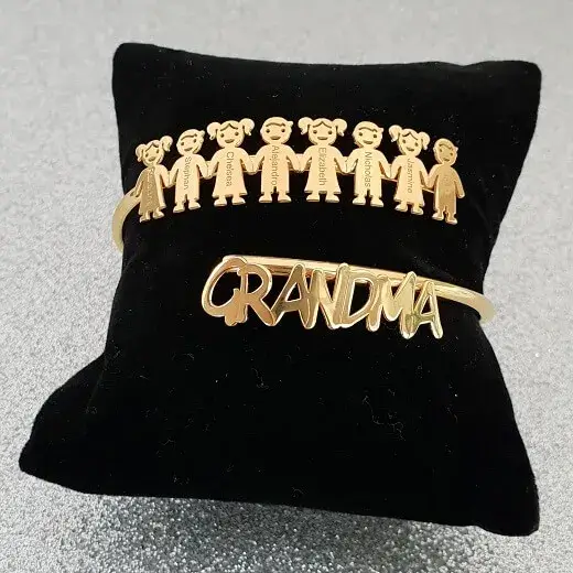 Adjustable Grandma Bracelet With Children Charms