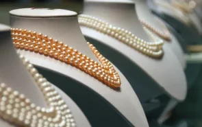 How can you tell if pearls are real